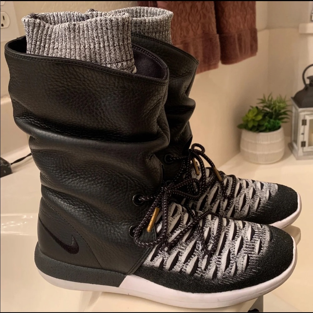 Nike Boots
